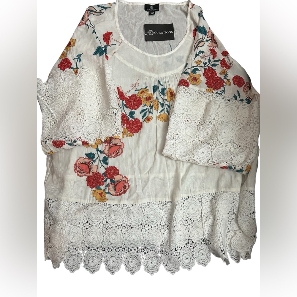 Boho Cream Floral Crochet-Hem Tunic Top - Picture 5 of 6